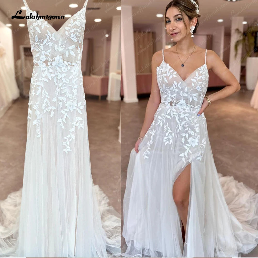 Glamour DressRoycebridal Plunging Lace Appliques Open Back Wedding Dress V Neck Spaghetti Straps 2025 Bride Wedding Dress robe de soirée Glamour DressRoycebridal Plunging Lace Appliques Open Back Wedding Dress V Neck Spaghetti Straps 2025 Bride Wedding Dress robe de soirée