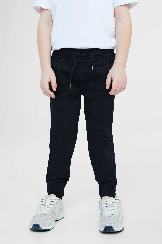 Modern Ripped and Distressed Men's JeansJogger en twill de coton, 2/40$ - Enfant garçon