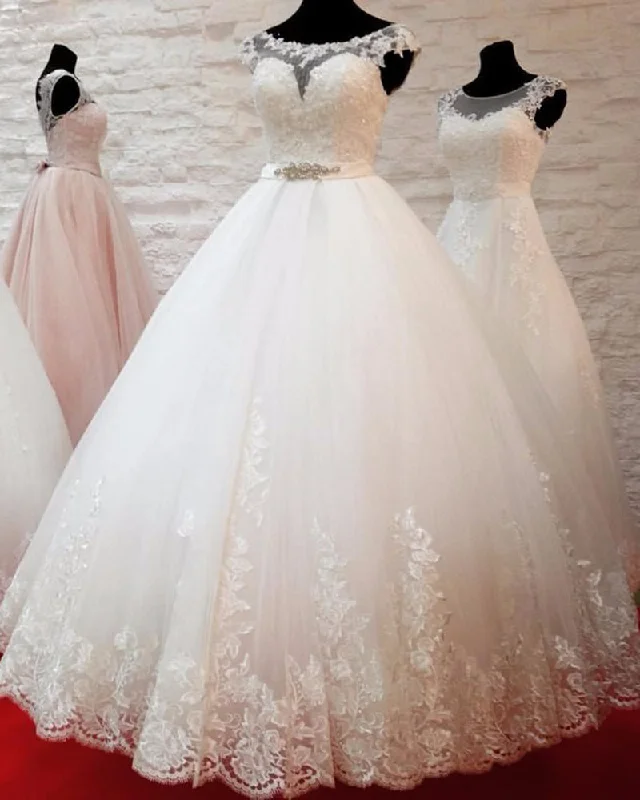 women's beach dressesPrincess Ball Gown Wedding Gown lace ,Cap Sleeves Women Bridal Dresses robe de soirée de mariage women's beach dressesPrincess Ball Gown Wedding Gown lace ,Cap Sleeves Women Bridal Dresses robe de soirée de mariage
