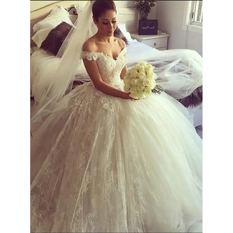 women's vintage dressesChic Court Train Lace Ball Gown Wedding Dress With Straps Robe De Mariee 2020 women's vintage dressesChic Court Train Lace Ball Gown Wedding Dress With Straps Robe De Mariee 2020