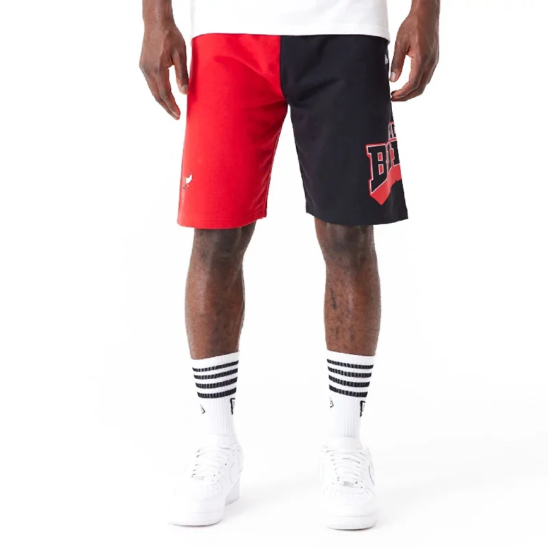 Men's Pants with Logo EmbossmentsChicago Bulls NBA Graphic Red Shorts