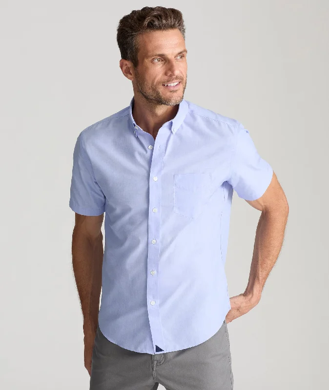 Men's Relaxed-Fit Shirts for Casual ComfortWrinkle-Free Short-Sleeve Hillstowe Shirt Men's Relaxed-Fit Shirts for Casual ComfortWrinkle-Free Short-Sleeve Hillstowe Shirt