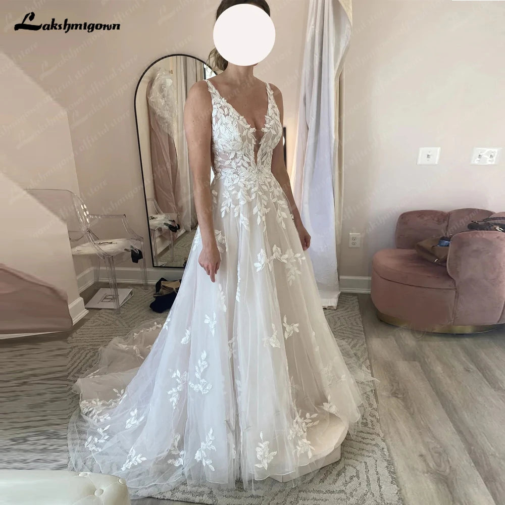 women's ethical fashion dressesRoycebridal A line Wedding Dresses V-neck Custom-Made Court Train Appliques Sleeveless Bridal Gown Robe De Mariée women's ethical fashion dressesRoycebridal A line Wedding Dresses V-neck Custom-Made Court Train Appliques Sleeveless Bridal Gown Robe De Mariée