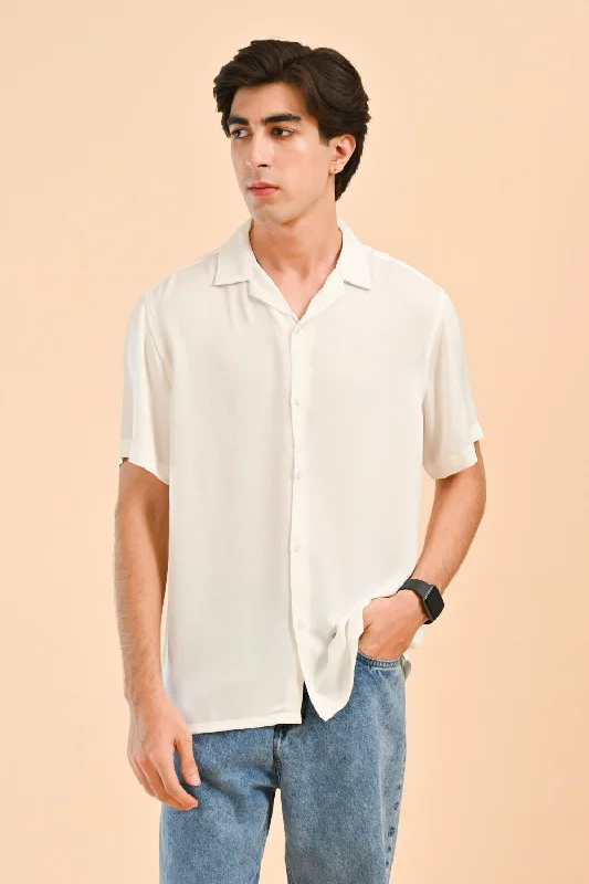 Men's Slim-Fit Shirts for a Flattering ShapeRESORT COLLAR TEXTURED SHIRT