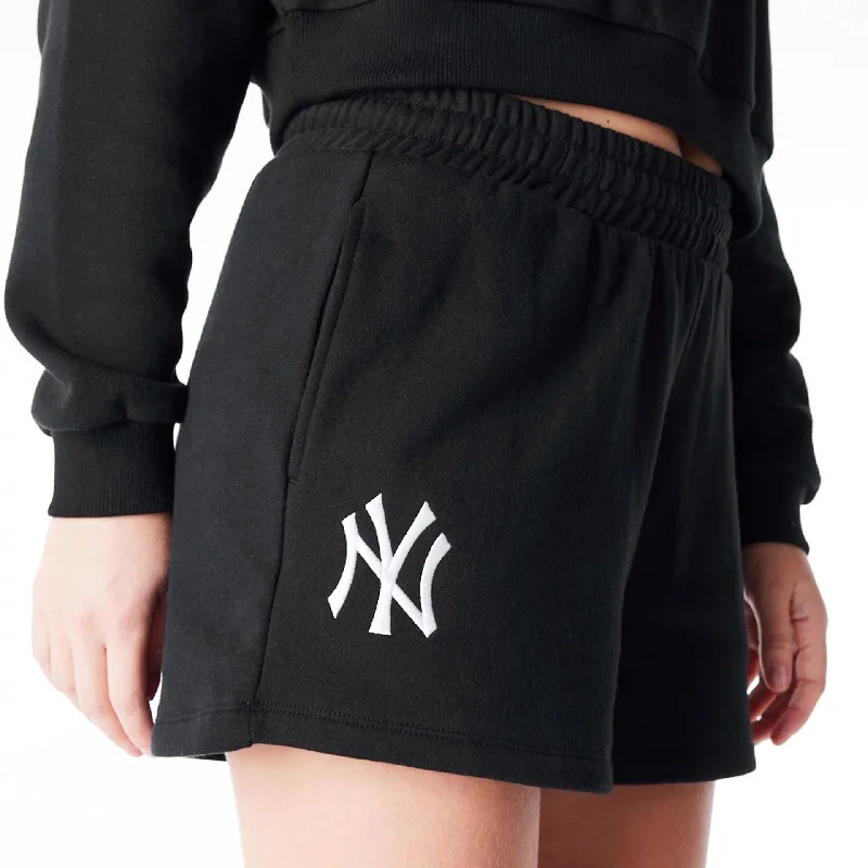 Men's Pants with Moisture-Wicking PropertiesNew York Yankees Womens MLB League Essential Black Shorts Men's Pants with Moisture-Wicking PropertiesNew York Yankees Womens MLB League Essential Black Shorts