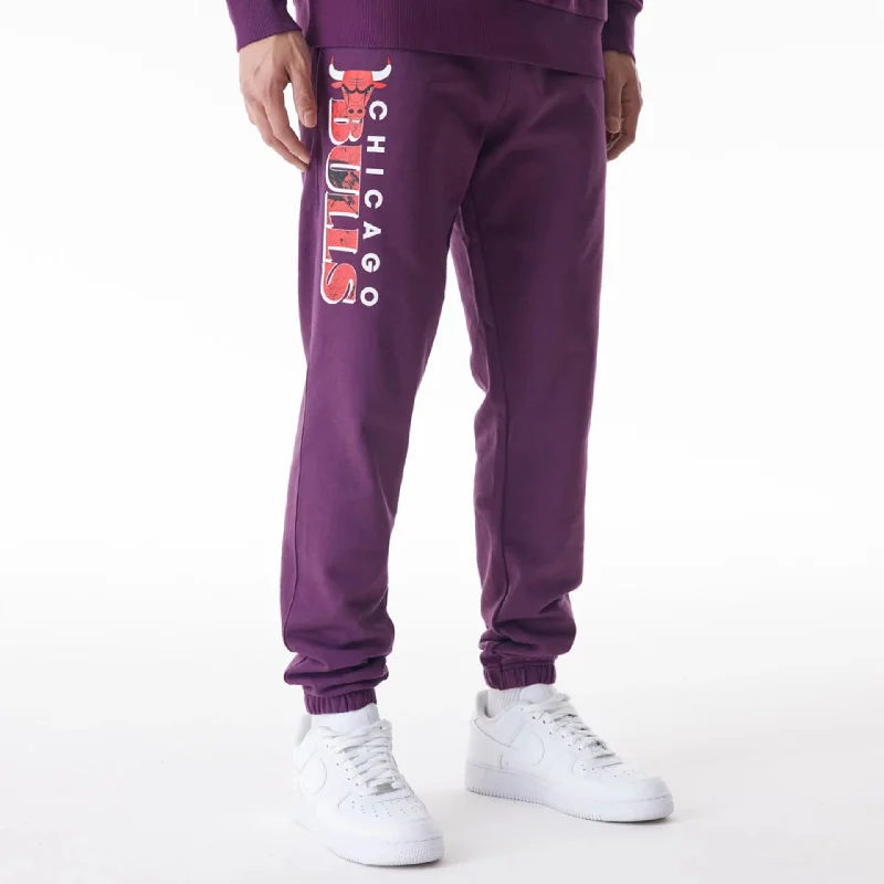 Men's Pants with Ripped and Distressed DetailsChicago Bulls NBA Graphic Dark Purple Joggers