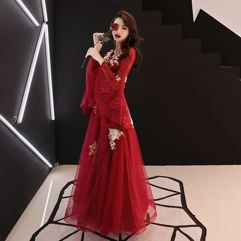 Halter DressOriental Evening Chinese Traditional Embroidery Female Cheongsam Lace Qipao Dress Halter DressOriental Evening Chinese Traditional Embroidery Female Cheongsam Lace Qipao Dress