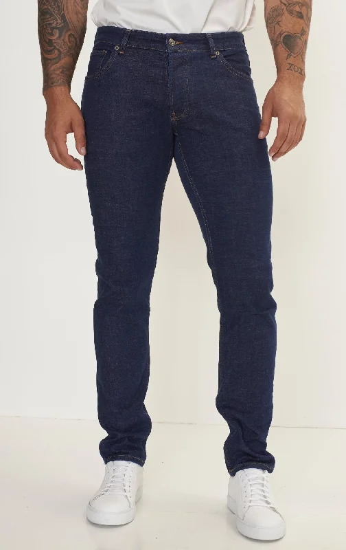 Elegant Straight-Leg Men's JeansFitted Tapered Jeans - Blue