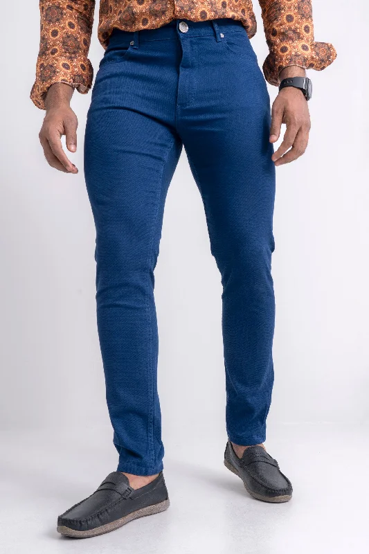 ESTATE BLUE