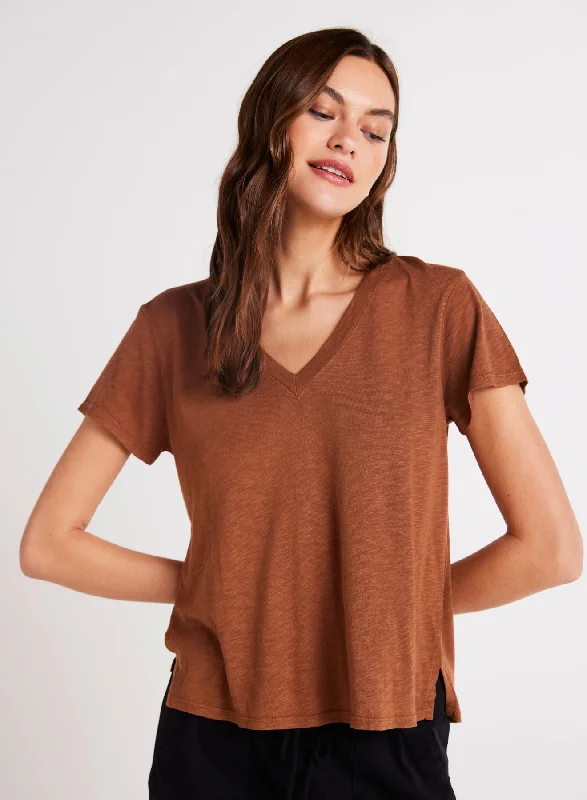 Men's Shirts with Barrel CuffsSide Slit V-Neck Tee - Twilight Gold