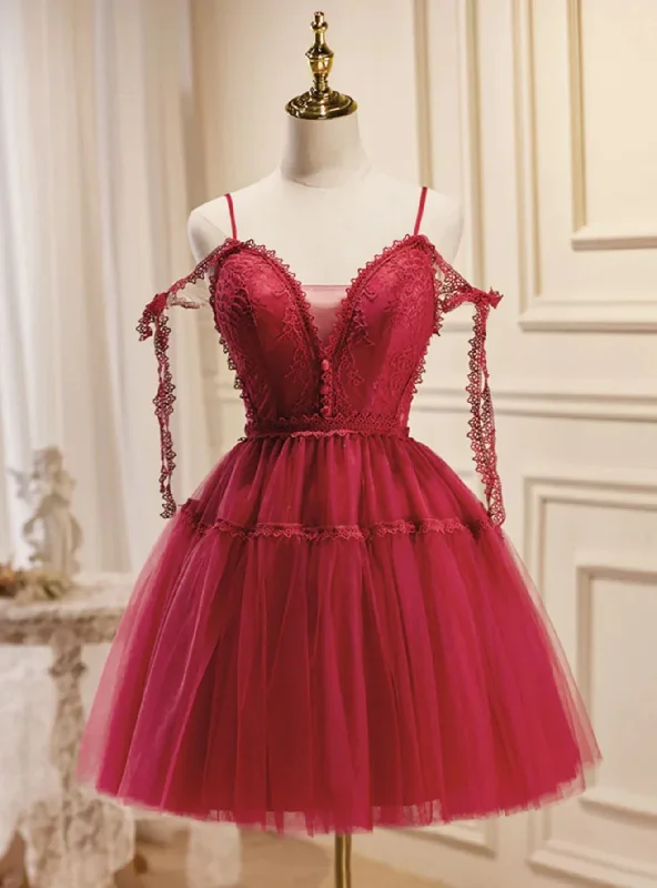 Embellished DressBurgundy Tulle Lace Spaghetti Straps Homecoming Dress