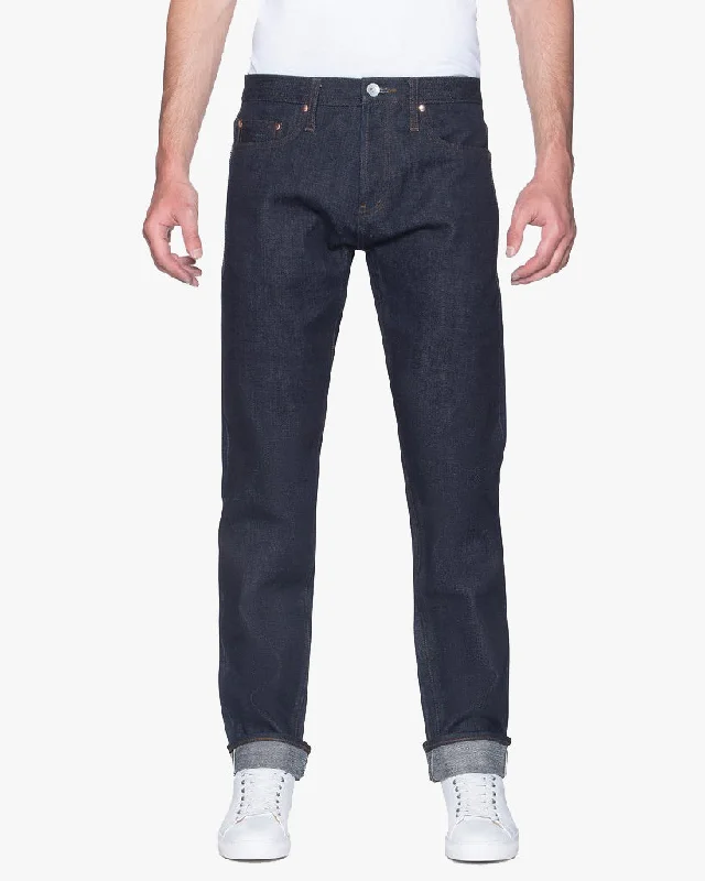 Men's Jeans for a Casual LookUnbranded UB221 Tapered Fit Mens Jeans - 21oz Indigo Selvedge Men's Jeans for a Casual LookUnbranded UB221 Tapered Fit Mens Jeans - 21oz Indigo Selvedge