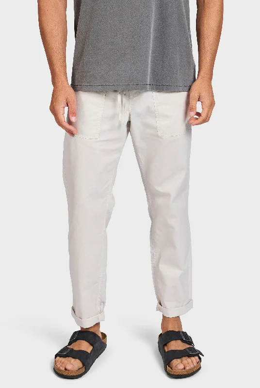 Men's Low-Waisted Pants for a Casual VibeOxford Beach Pant