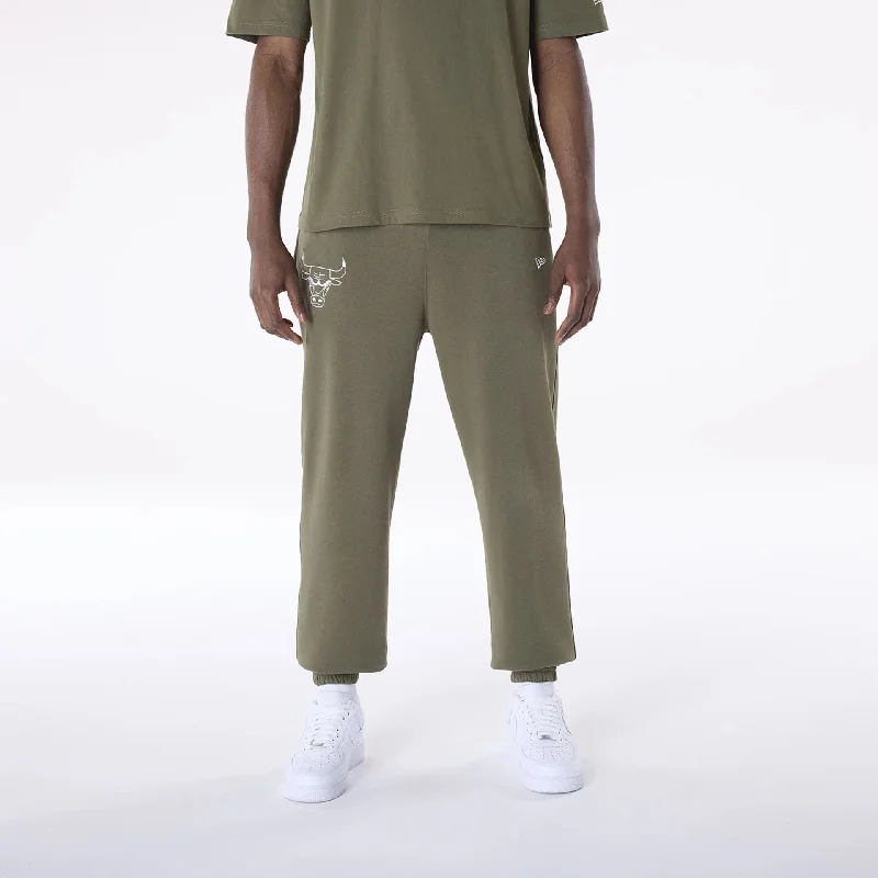 Men's Pants with Graphic PrintsChicago Bulls NBA League Essential Green Fleece Joggers Men's Pants with Graphic PrintsChicago Bulls NBA League Essential Green Fleece Joggers