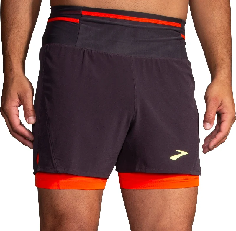 Men's Pants with Contrast Fabric PanelsBrooks High Point 2.0 2 In 1 Mens Running Shorts - Grey Men's Pants with Contrast Fabric PanelsBrooks High Point 2.0 2 In 1 Mens Running Shorts - Grey