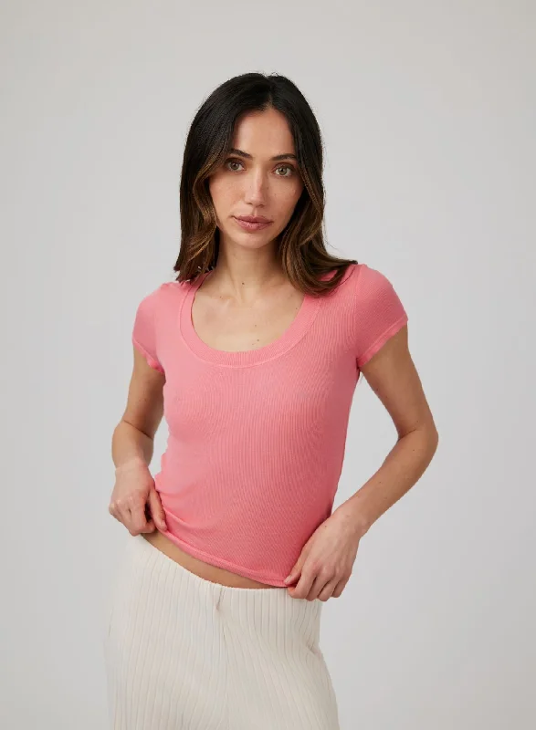 Men's Shirts with Pin CollarsWide Scoop Neck Tee - Hibiscus Pink