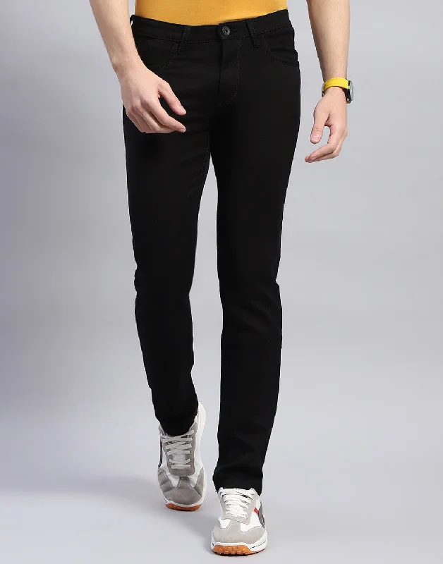 Best Fitting Men's JeansMen Black Solid Narrow Fit Denim
