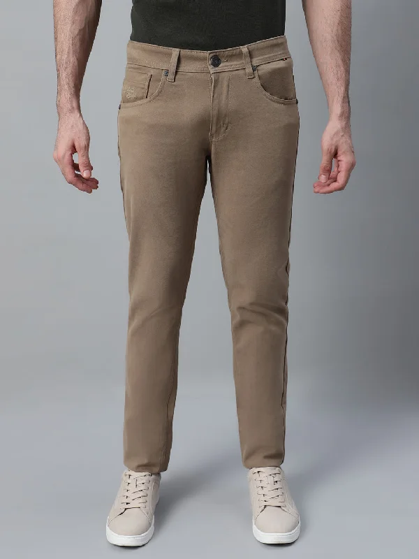 Men's Patterned Pants with StripesMen's Khaki Self Design Non-Pleated Casual Trouser