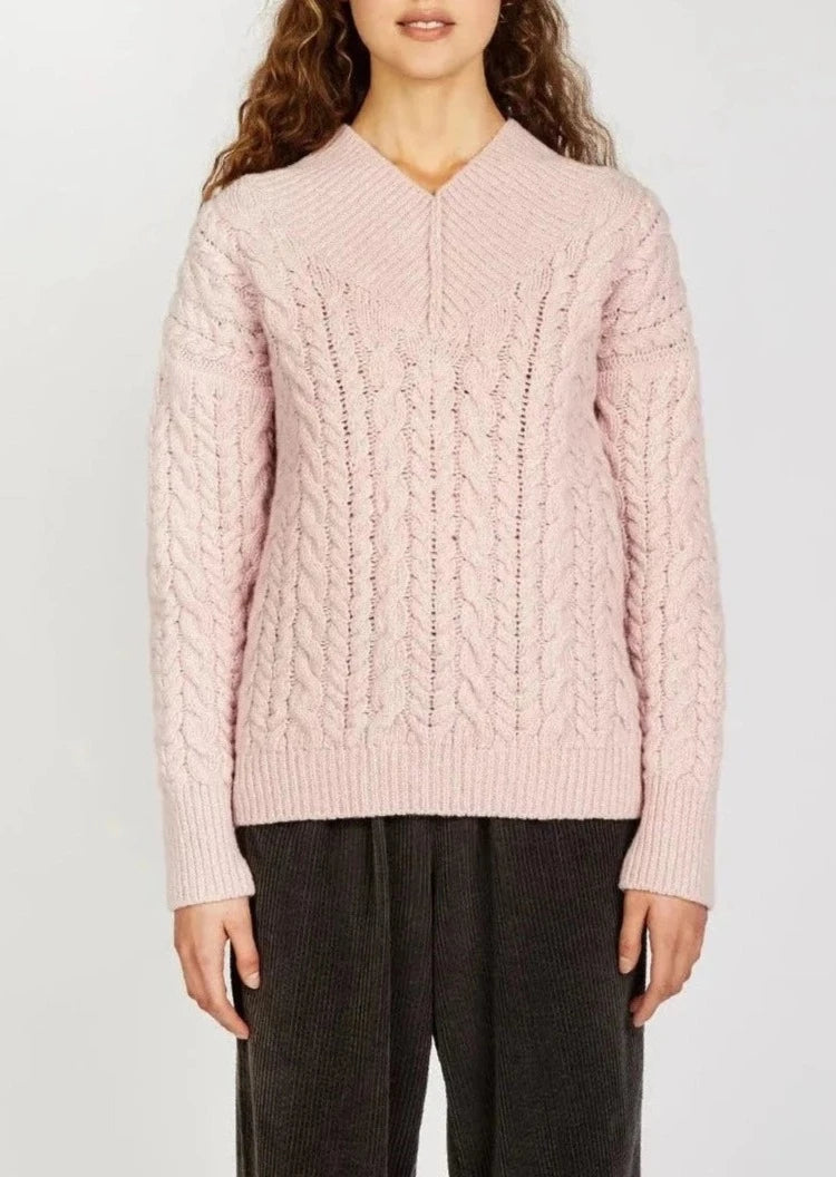 IrelandsEye Cable V-neck Aran Sweater | Pink Mist