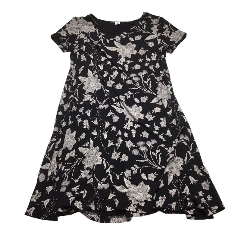 women's checkered dressesDress Casual Short By Old Navy In Black, Size: S